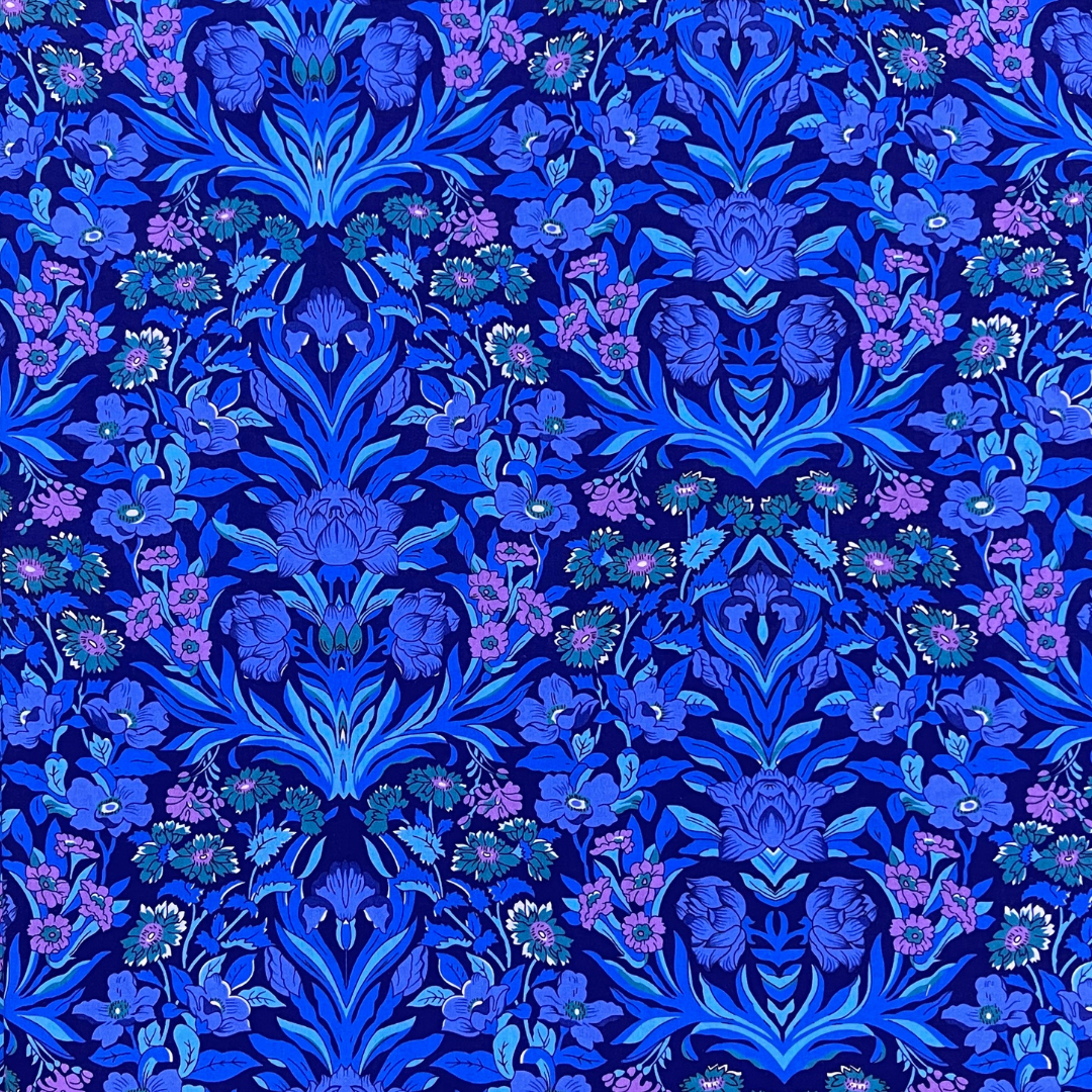 Royal seamless pattern